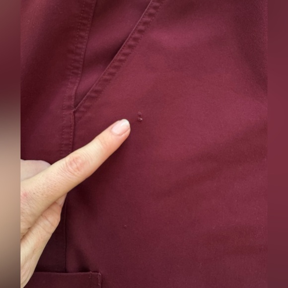 Figs Axim Cargo Scrub Pants - Burgundy - XL      b - Picture 5 of 5